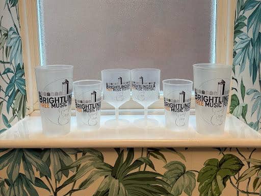 Pallets of wholesale printed cups