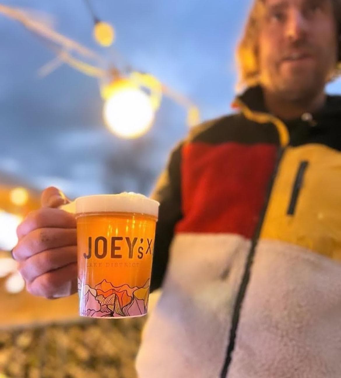 Comparison of disposable versus reusable cup costs over time