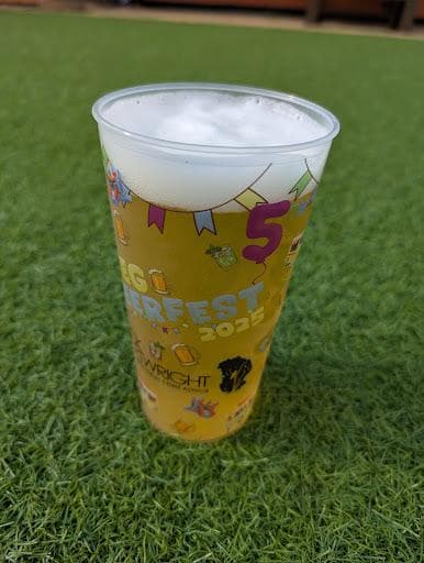 Reusable cups in a circular reuse setup